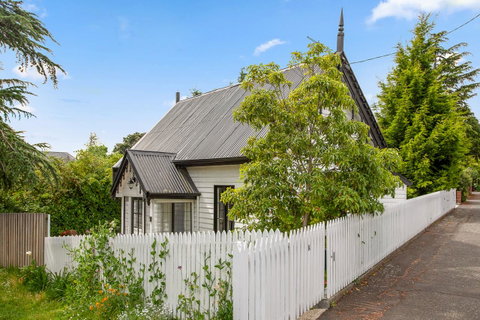 Gatehouse On Stoke - Whitsundays Accommodation 18