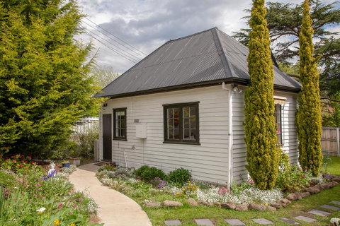 Gatehouse On Stoke - Whitsundays Accommodation 6