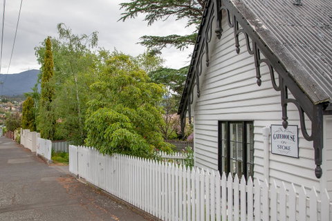 Gatehouse On Stoke - Whitsundays Accommodation 9