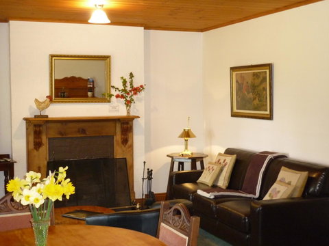 Wagners Cottages - Whitsundays Accommodation 12