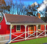 Platypus Playground Riverside Cottage - Whitsundays Accommodation
