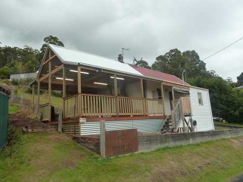 Riders Hut - Derby - Whitsundays Accommodation 1