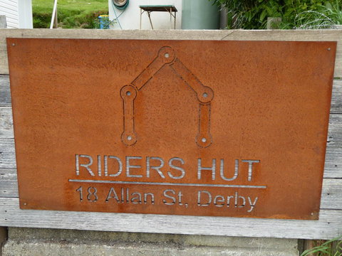 Riders Hut - Derby - Whitsundays Accommodation 20