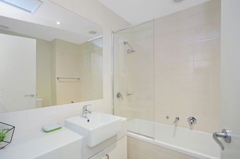 Astra Apartments Glen Waverley @Springvale RD - Whitsundays Accommodation 17