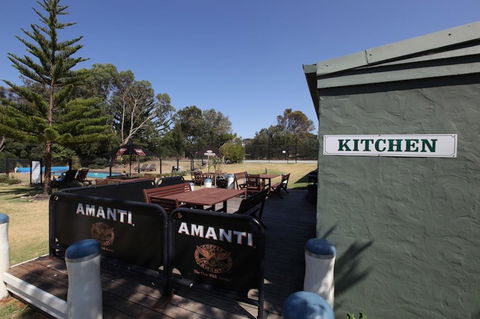 Point Lonsdale Guest House - Whitsundays Accommodation 12