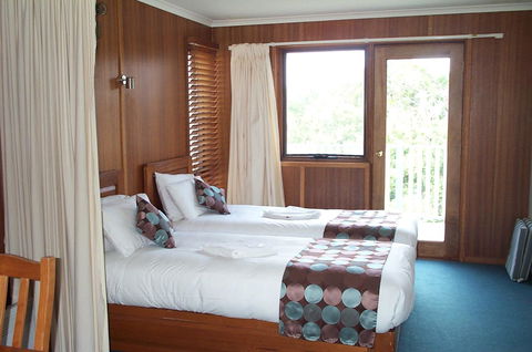 Point Lonsdale Guest House - Whitsundays Accommodation 1