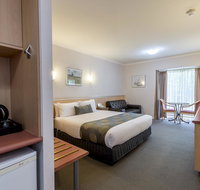 The Waverley International Hotel - Whitsundays Accommodation
