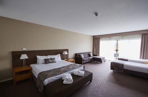 Mornington Hotel - Whitsundays Accommodation 21