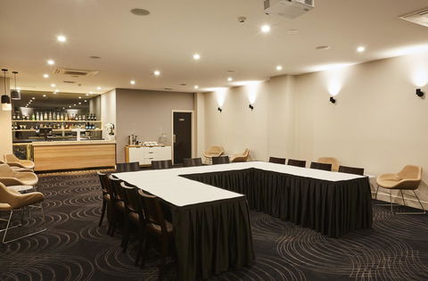 Mornington Hotel - Whitsundays Accommodation 14