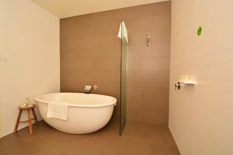 Mornington Hotel - Whitsundays Accommodation 38