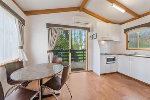 High Country Holiday Park - Whitsundays Accommodation 22
