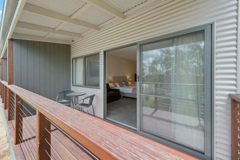 High Country Holiday Park - Whitsundays Accommodation 6