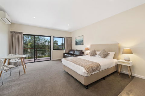 High Country Holiday Park - Whitsundays Accommodation 2