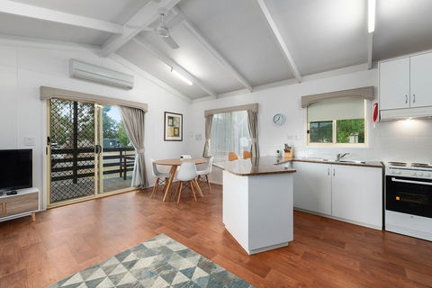 High Country Holiday Park - Whitsundays Accommodation 13