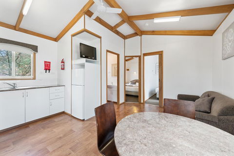 High Country Holiday Park - Whitsundays Accommodation 23
