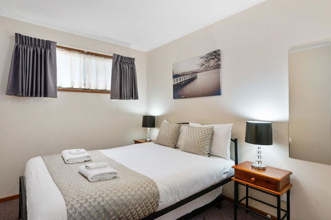 High Country Holiday Park - Whitsundays Accommodation 11