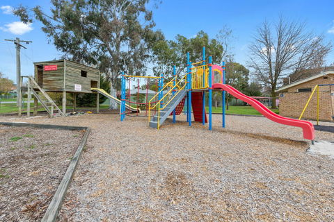 High Country Holiday Park - Whitsundays Accommodation 32