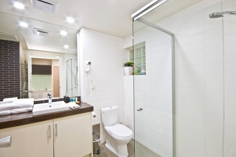 Lorne Bay View Motel - Whitsundays Accommodation 40