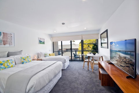 Lorne Bay View Motel - Whitsundays Accommodation 33