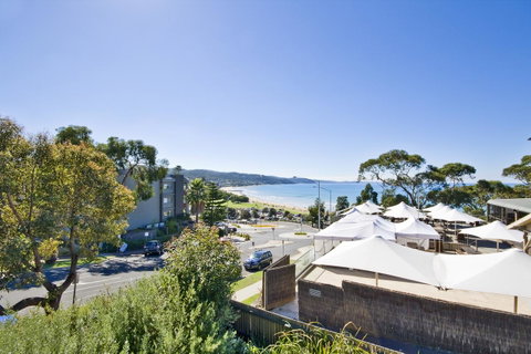 Lorne Bay View Motel - Whitsundays Accommodation 0