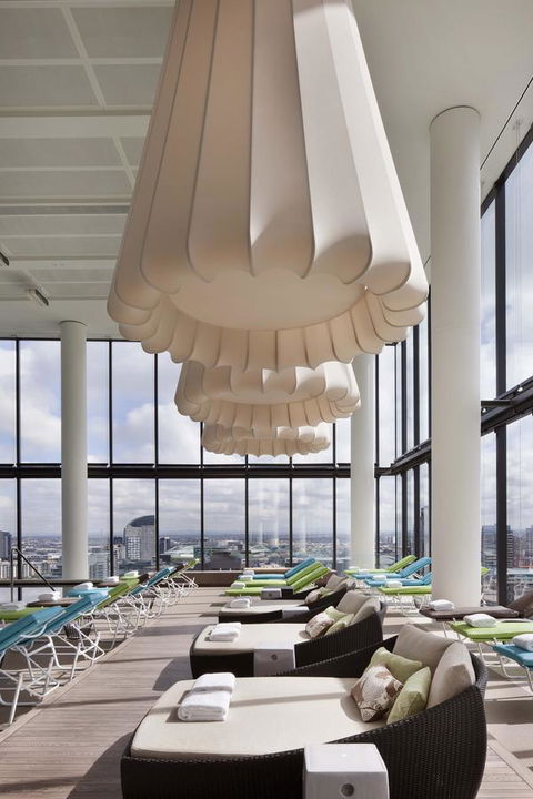 Crown Metropol Melbourne - Whitsundays Accommodation 15