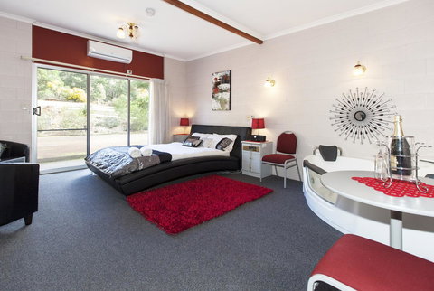 The Grampians Motel - Whitsundays Accommodation 5
