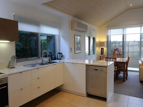 The Victoria Apartments - Whitsundays Accommodation 33