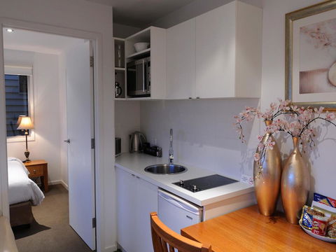 The Victoria Apartments - Whitsundays Accommodation 18