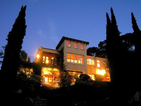 Villa Mallorca - Whitsundays Accommodation 0