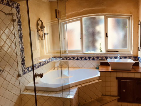 Villa Mallorca - Whitsundays Accommodation 7