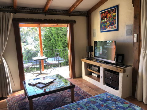 Villa Mallorca - Whitsundays Accommodation 11