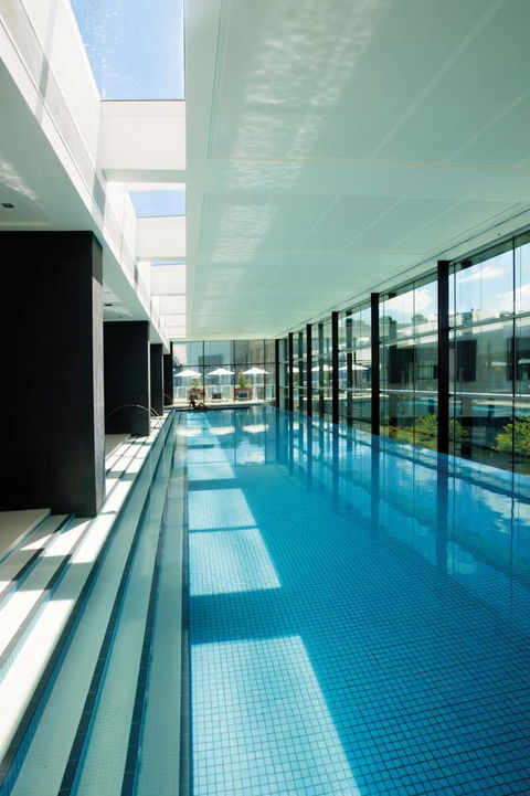 Crown Promenade Melbourne - Whitsundays Accommodation 0