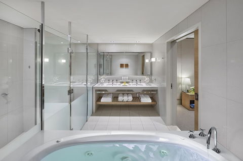 Crown Promenade Melbourne - Whitsundays Accommodation 28