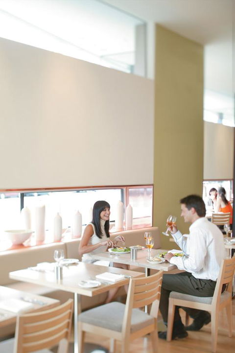 Crown Promenade Melbourne - Whitsundays Accommodation 12
