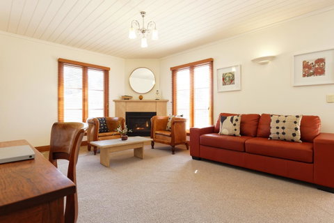 54 On Bank - Whitsundays Accommodation 29