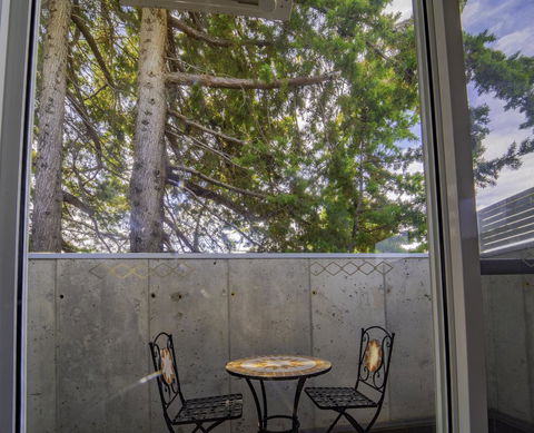 Bayview Loft - Whitsundays Accommodation 22