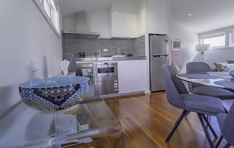 Bayview Loft - Whitsundays Accommodation 12