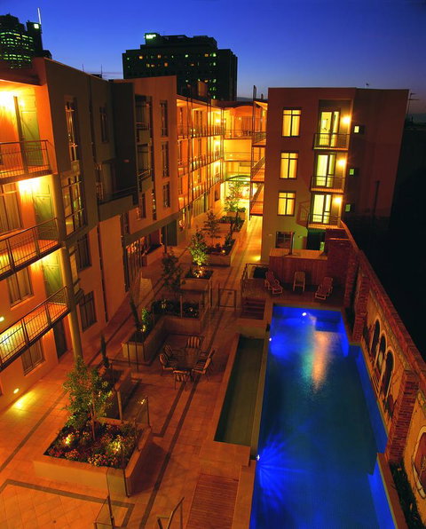 Melbourne Metropole Central Official - Whitsundays Accommodation 3