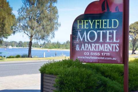 Heyfield Motel And Apartments - Whitsundays Accommodation 24