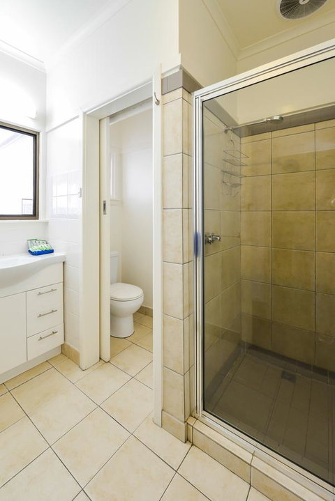 Heyfield Motel And Apartments - Whitsundays Accommodation 10