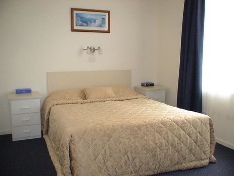 Heyfield Motel And Apartments - Whitsundays Accommodation 6