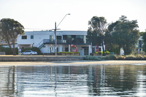 Heyfield Motel And Apartments - Whitsundays Accommodation 5