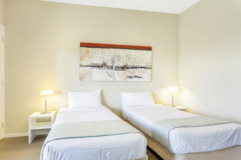 Deep Blue Hotel & Hot Springs - Whitsundays Accommodation 30
