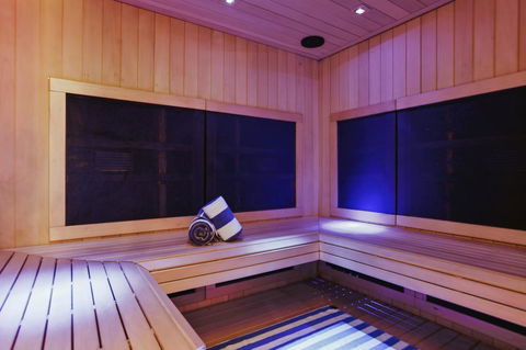 Deep Blue Hotel & Hot Springs - Whitsundays Accommodation 15