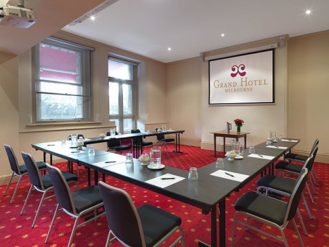 Grand Hotel Melbourne - Whitsundays Accommodation 13