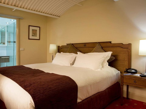 Grand Hotel Melbourne - Whitsundays Accommodation 36