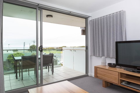 The Dolphin Apartments - Whitsundays Accommodation 1