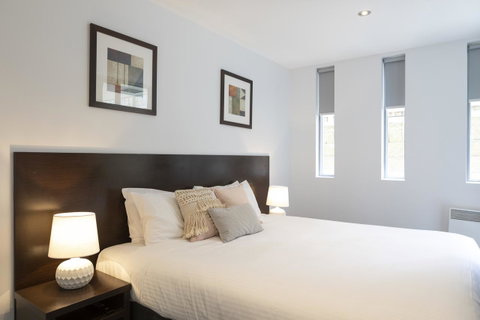 The Dolphin Apartments - Whitsundays Accommodation 9