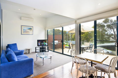 Anchorage Motel & Villas Lorne - Whitsundays Accommodation 0