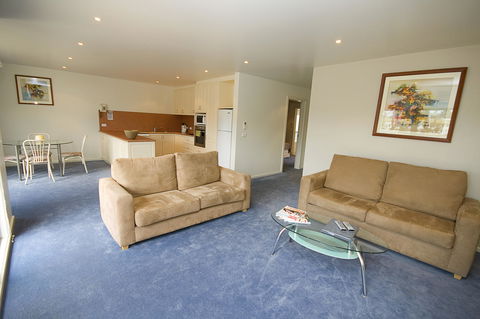 Anchorage Motel & Villas Lorne - Whitsundays Accommodation 18